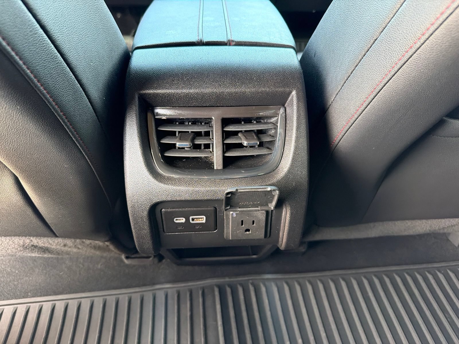 Used 2019 Chevrolet Blazer RS FWD image 16