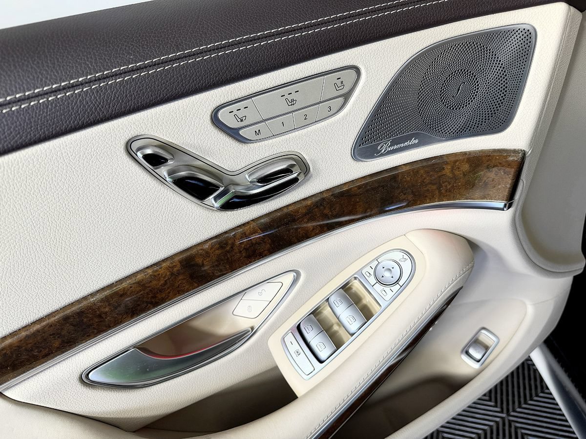 Used 2015 Mercedes-Benz S 63 AMG 4MATIC Sedan image 34