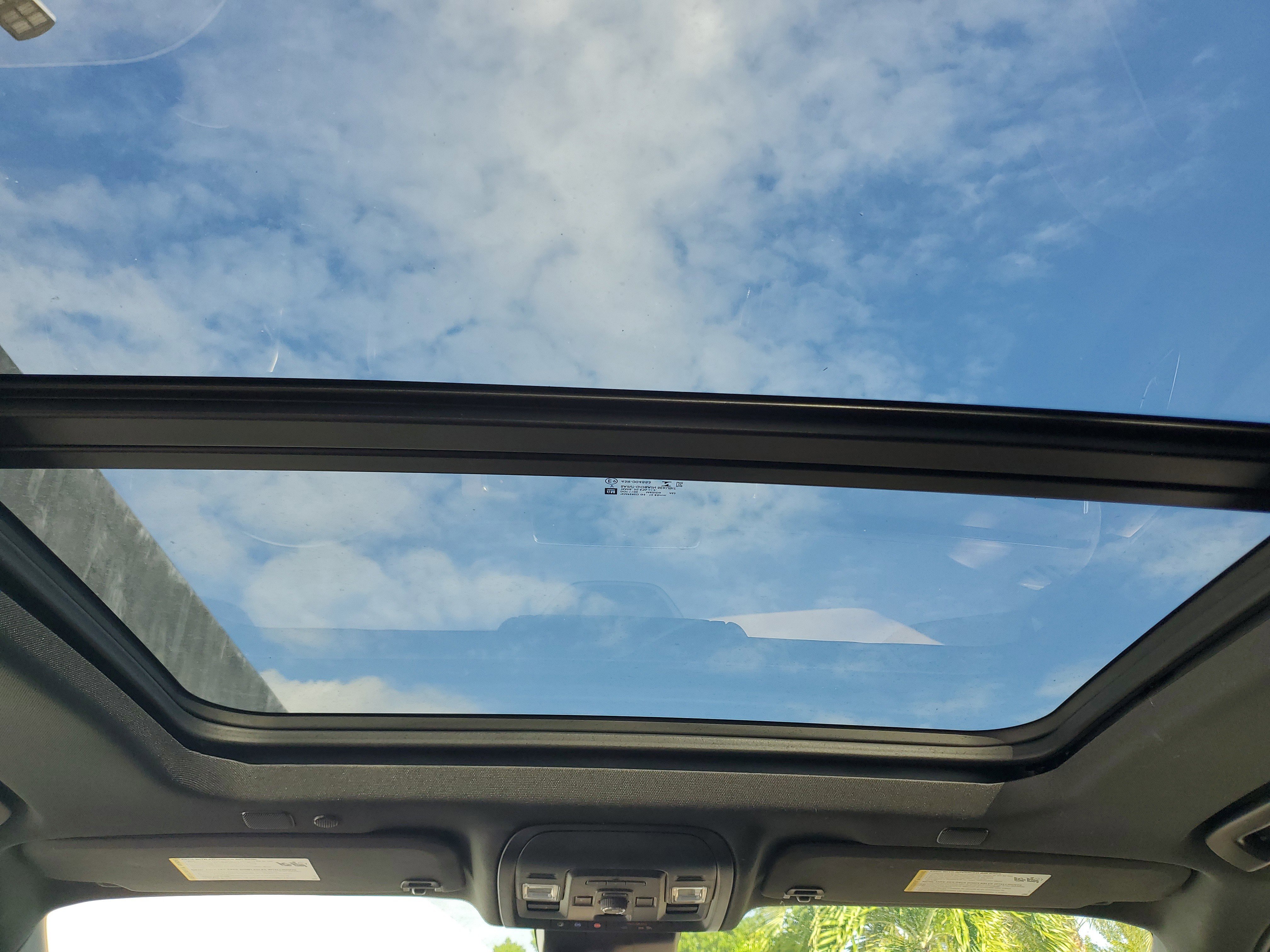 Used 2023 Chevrolet Tahoe Premier image 15