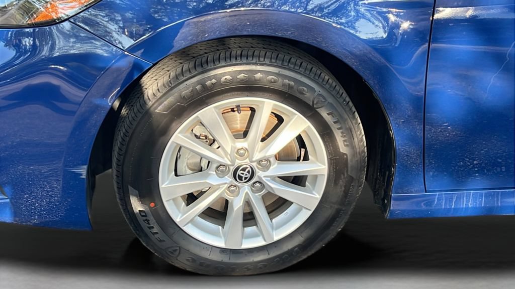 Used 2025 Toyota Camry LE FWD image 25