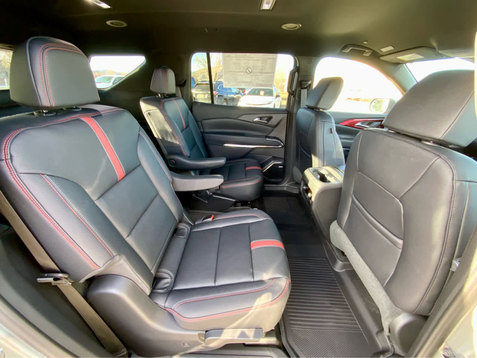 New 2026 Chevrolet Traverse RS w/ LPO, Floor Liner Package image 27