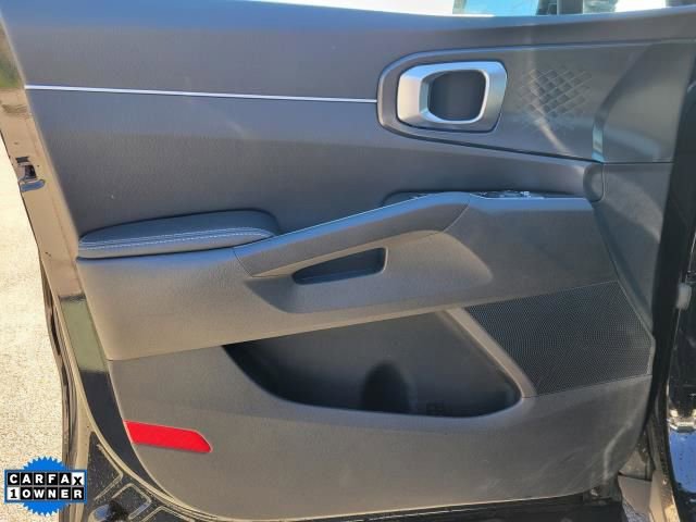 Used 2022 Kia Sorento LX FWD image 15