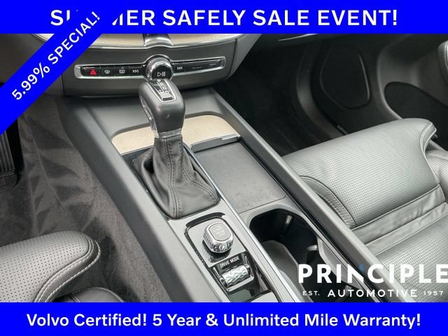 Certified 2025 Volvo XC60 T8 Ultra AWD/4WD image 20