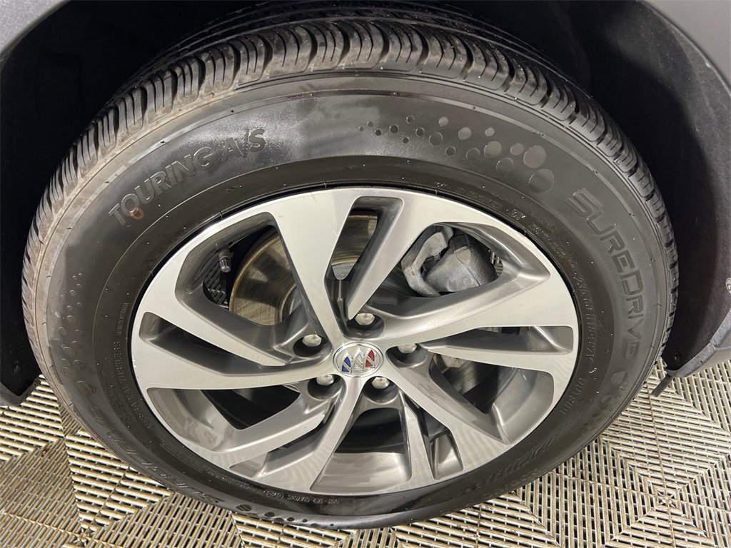 Used 2023 Buick Envision Essence image 12