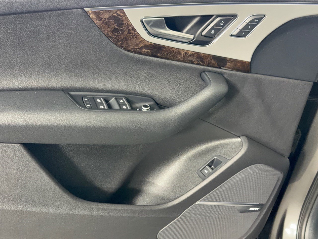 Used 2019 Audi Q7 2.0T Premium Plus w/ Premium Plus Package AWD/4WD image 15