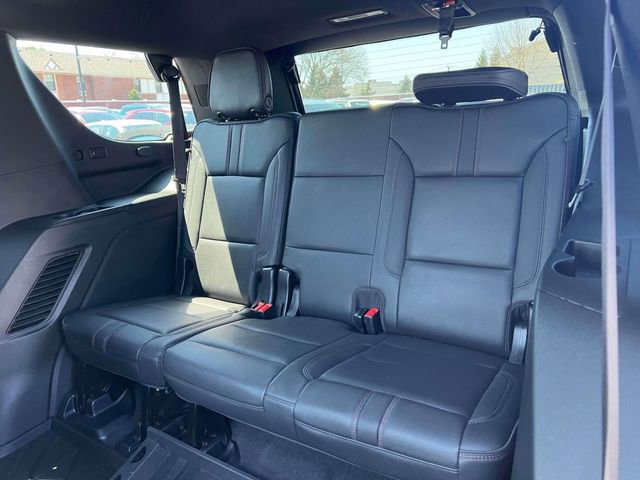 Used 2022 Chevrolet Tahoe RST w/ Luxury Package AWD/4WD image 20