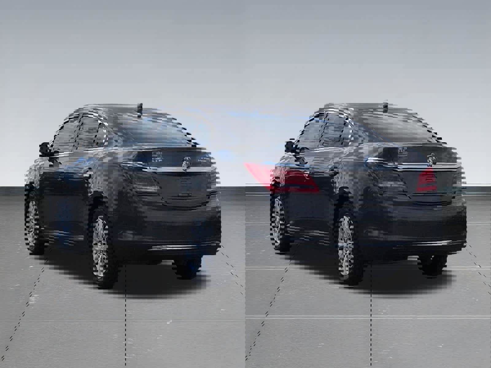 Used 2016 Buick LaCrosse FWD image 4