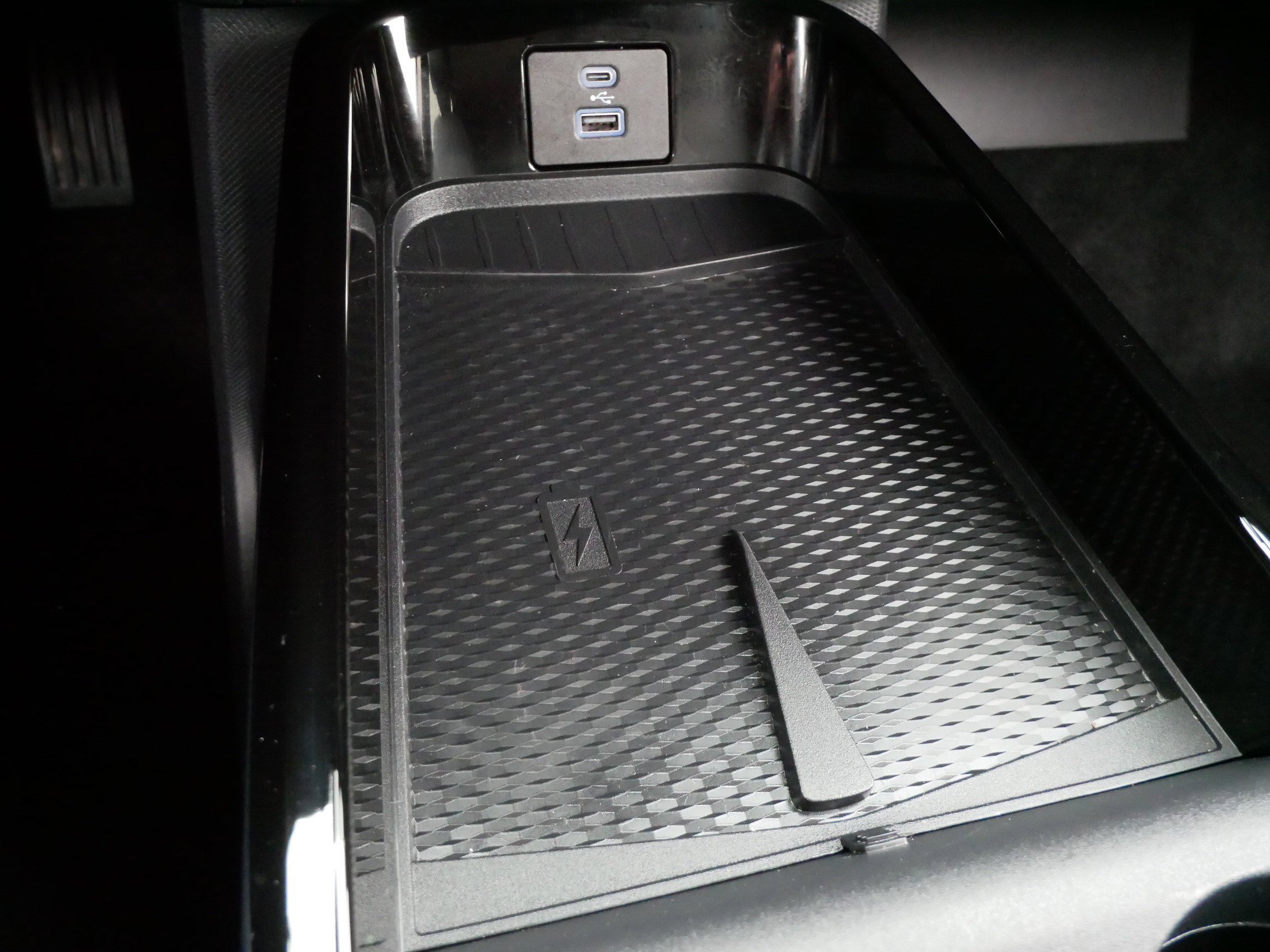 Used 2024 Ford Mustang Mach-E Select w/ Comfort Package Lite image 30