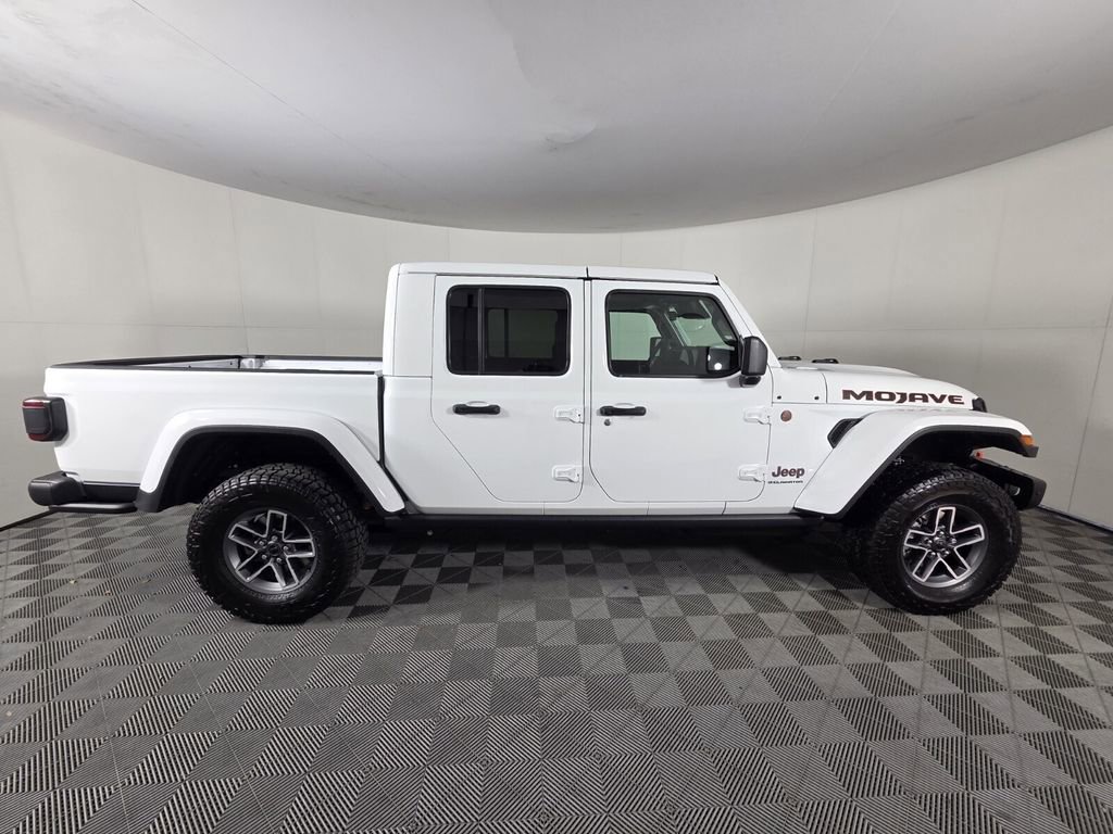 New 2026 Jeep Gladiator Mojave AWD/4WD image 5
