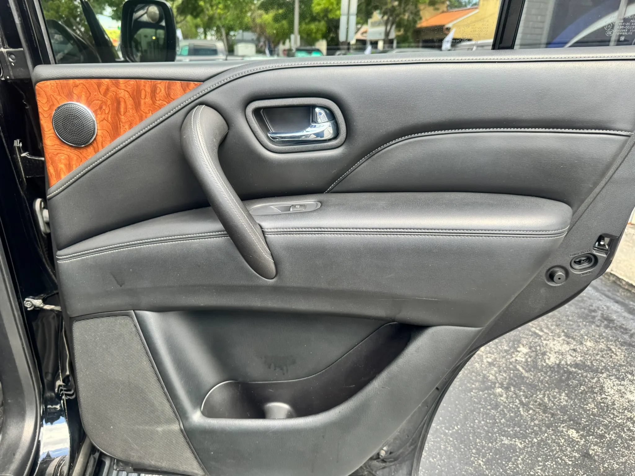Used 2018 INFINITI QX80 4WD image 38