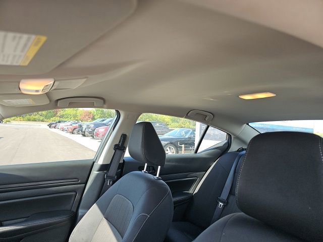 Used 2024 Nissan Altima 2.5 SV image 21