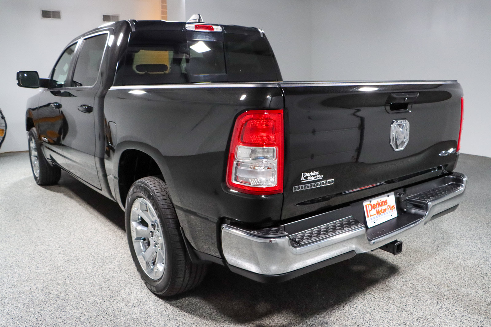 Used 2022 RAM 1500 Big Horn AWD/4WD image 9
