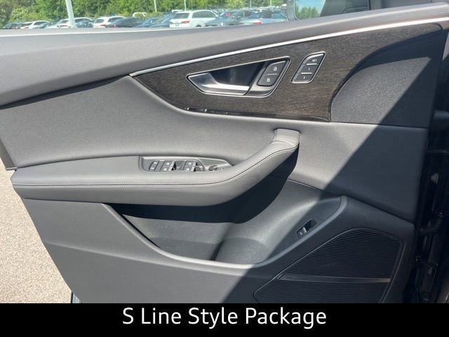 New 2025 Audi Q8 Premium Plus image 7