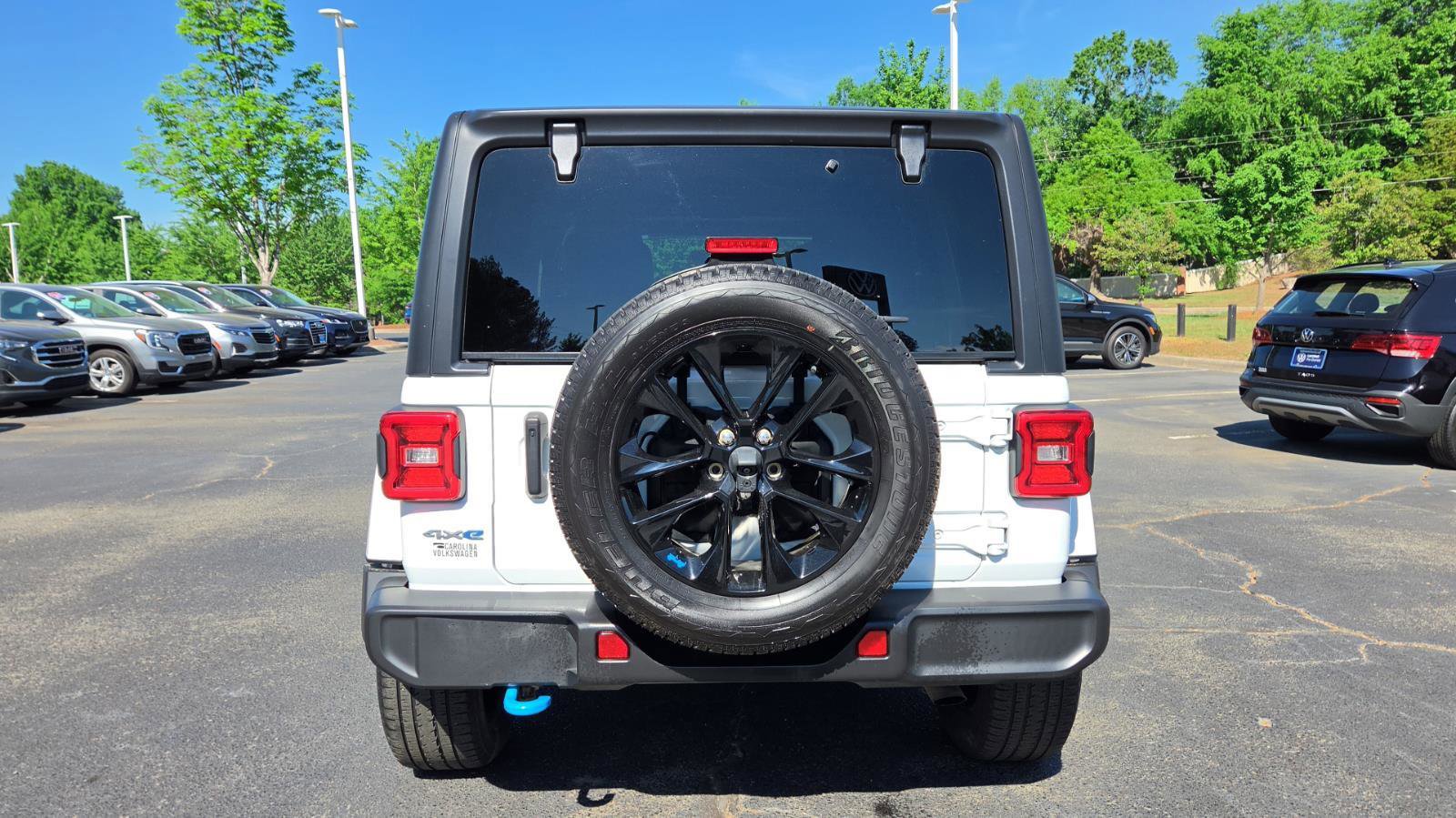 Used 2023 Jeep Wrangler Sahara w/ Cold Weather Group image 4