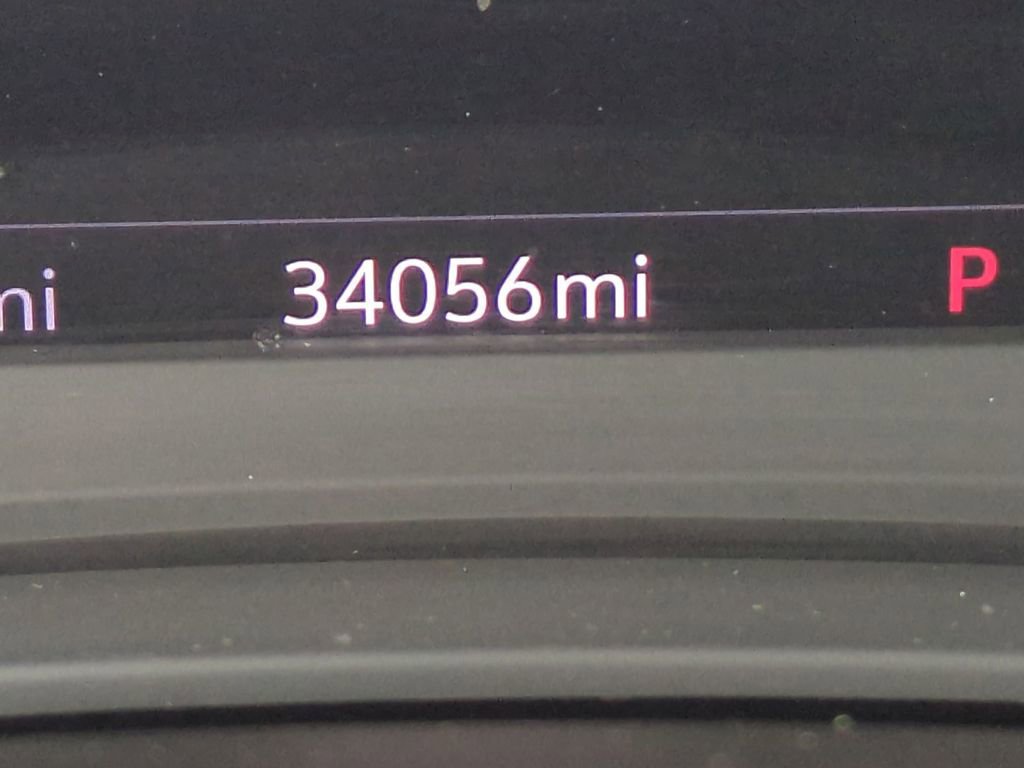 Used 2024 Cadillac XT6 Sport w/ Technology Package image 12