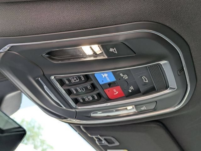 New 2025 Jeep Grand Cherokee L Overland w/ Advanced Protech Group III AWD/4WD image 28