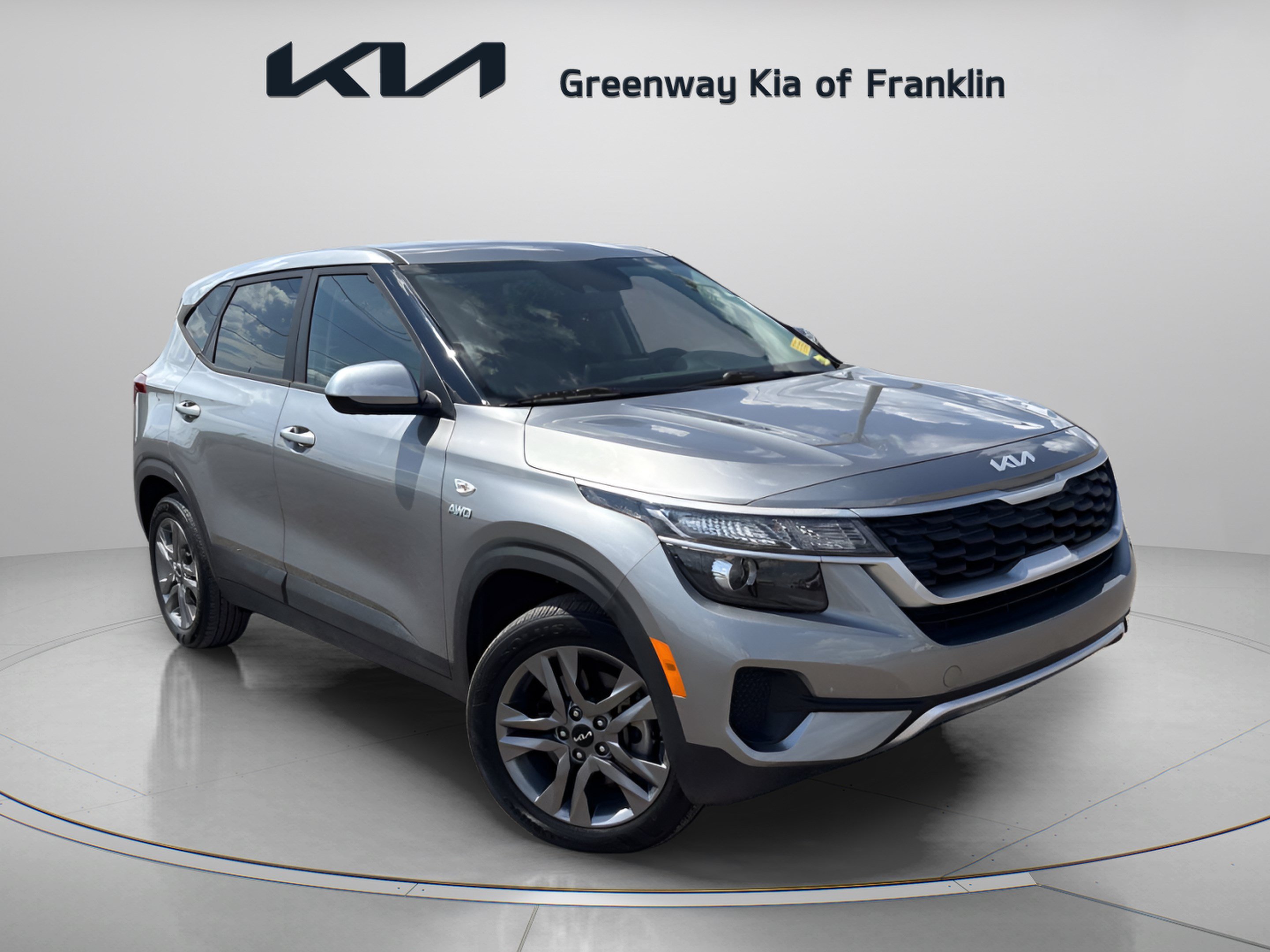 Used 2023 Kia Seltos LX AWD/4WD image 1