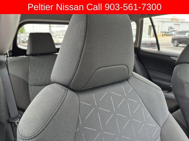 Used 2024 Toyota RAV4 XLE FWD image 14