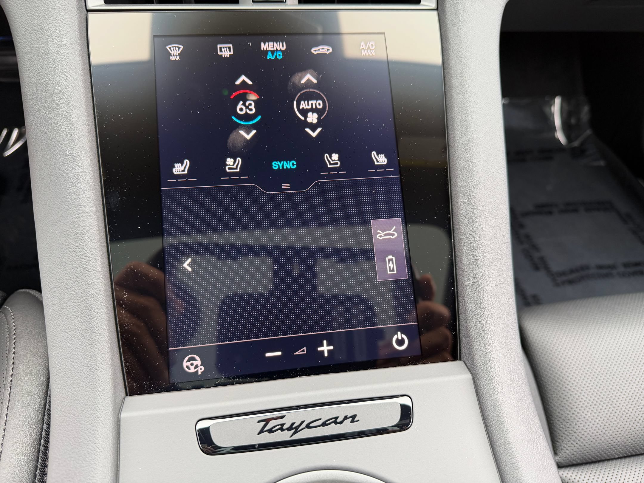 New 2026 Porsche Taycan AWD/4WD image 30