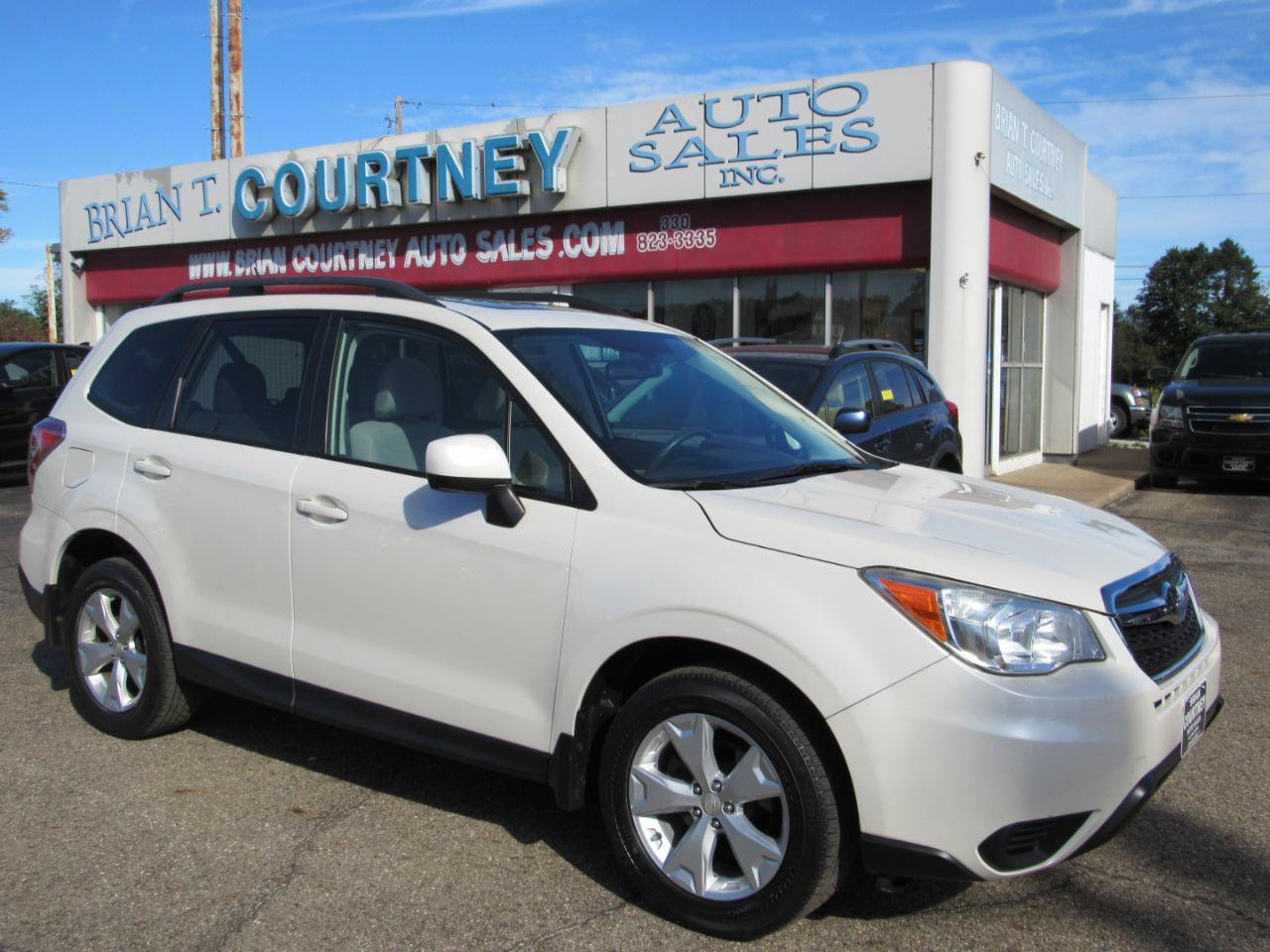 Used 2015 Subaru Forester 2.5i Premium w/ Protection Package #1 AWD/4WD image 2