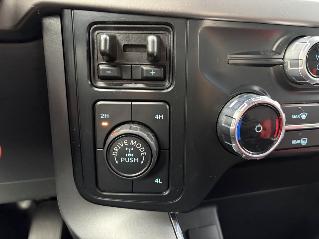 Used 2025 Ford F150 XLT w/ Equipment Group 301A Standard image 12