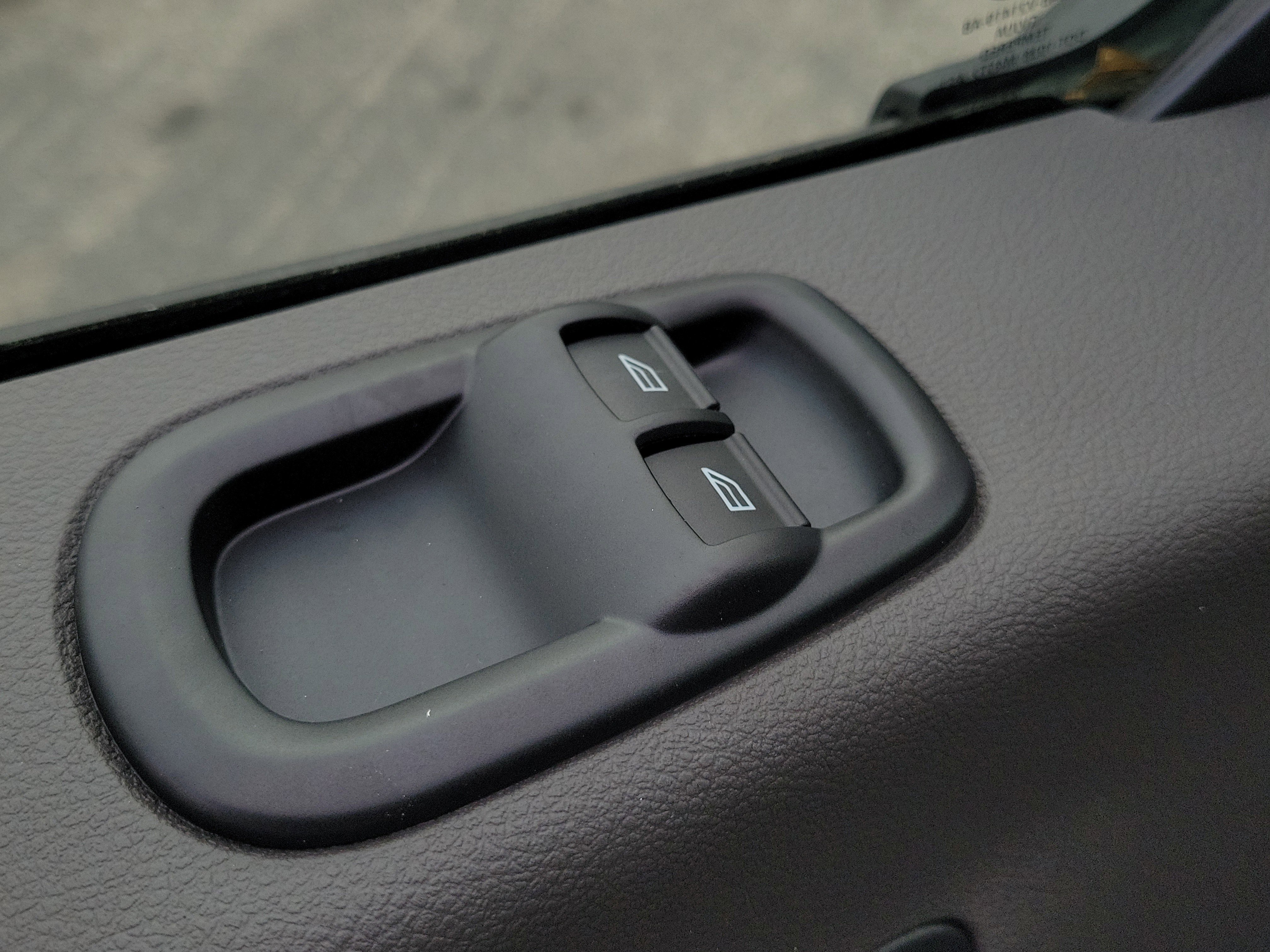 New 2026 Ford Transit 150 Low Roof RWD image 20