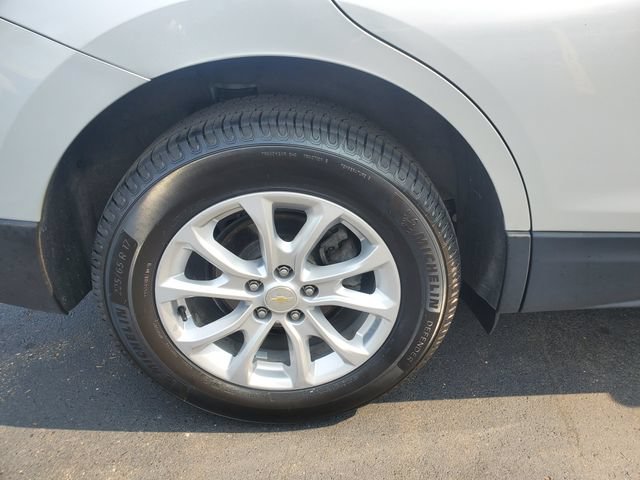 Used 2019 Chevrolet Equinox LT w/ Driver Convenience Package FWD image 9