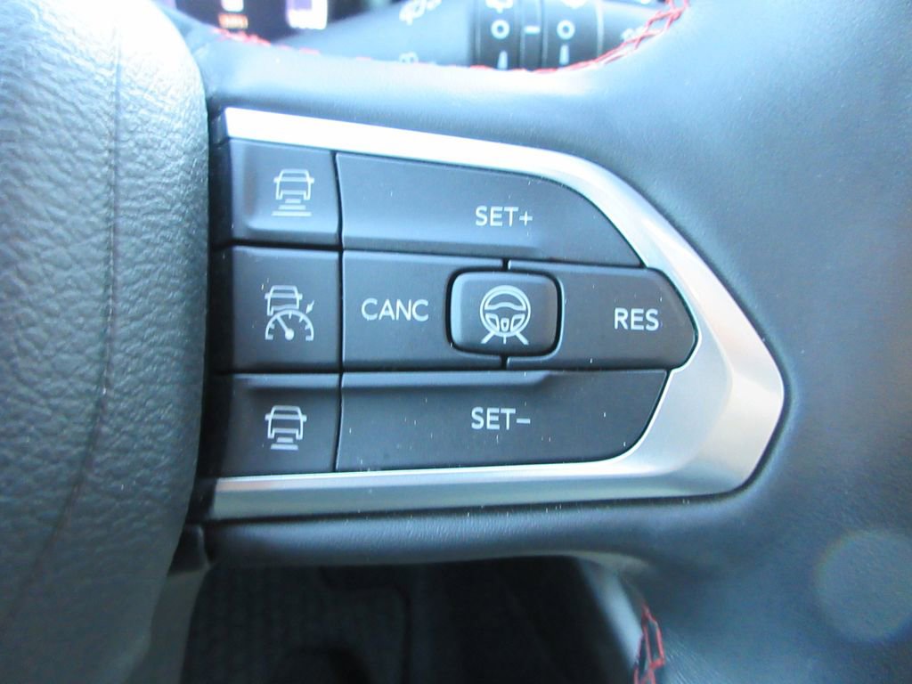 Used 2022 Jeep Compass Trailhawk w/ Trailhawk Elite Group image 28