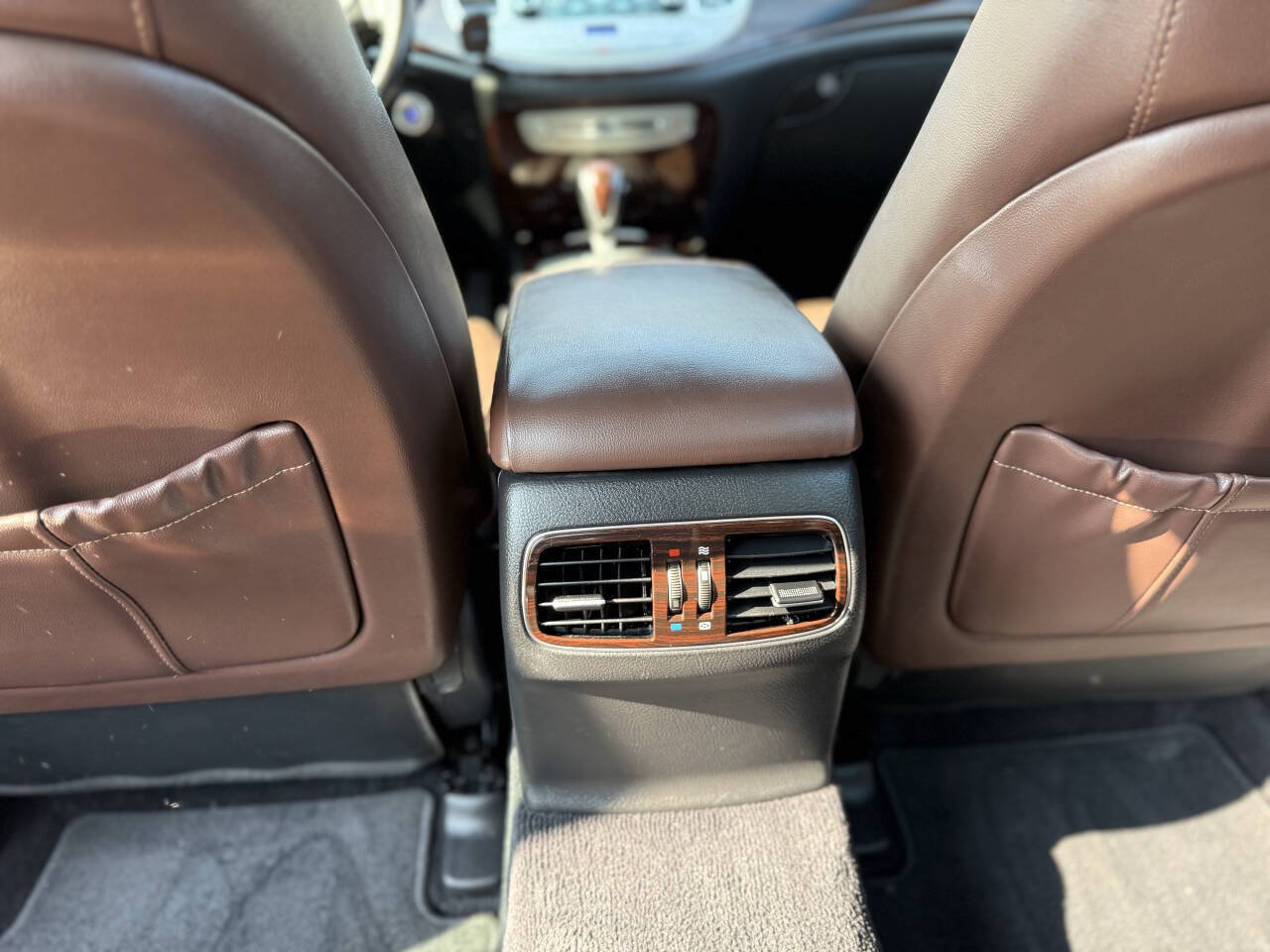 Used 2013 Hyundai Genesis 3.8 RWD image 17