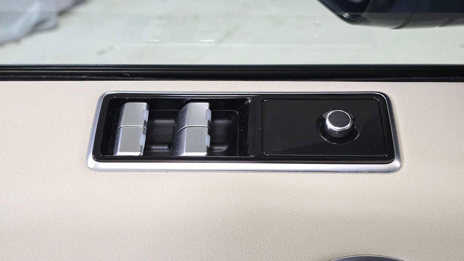 Used 2021 Land Rover Range Rover Sport HSE Silver Edition AWD/4WD image 23