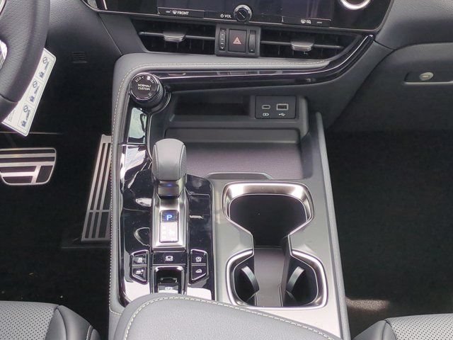 New 2026 Lexus NX 350 F Sport AWD/4WD image 18