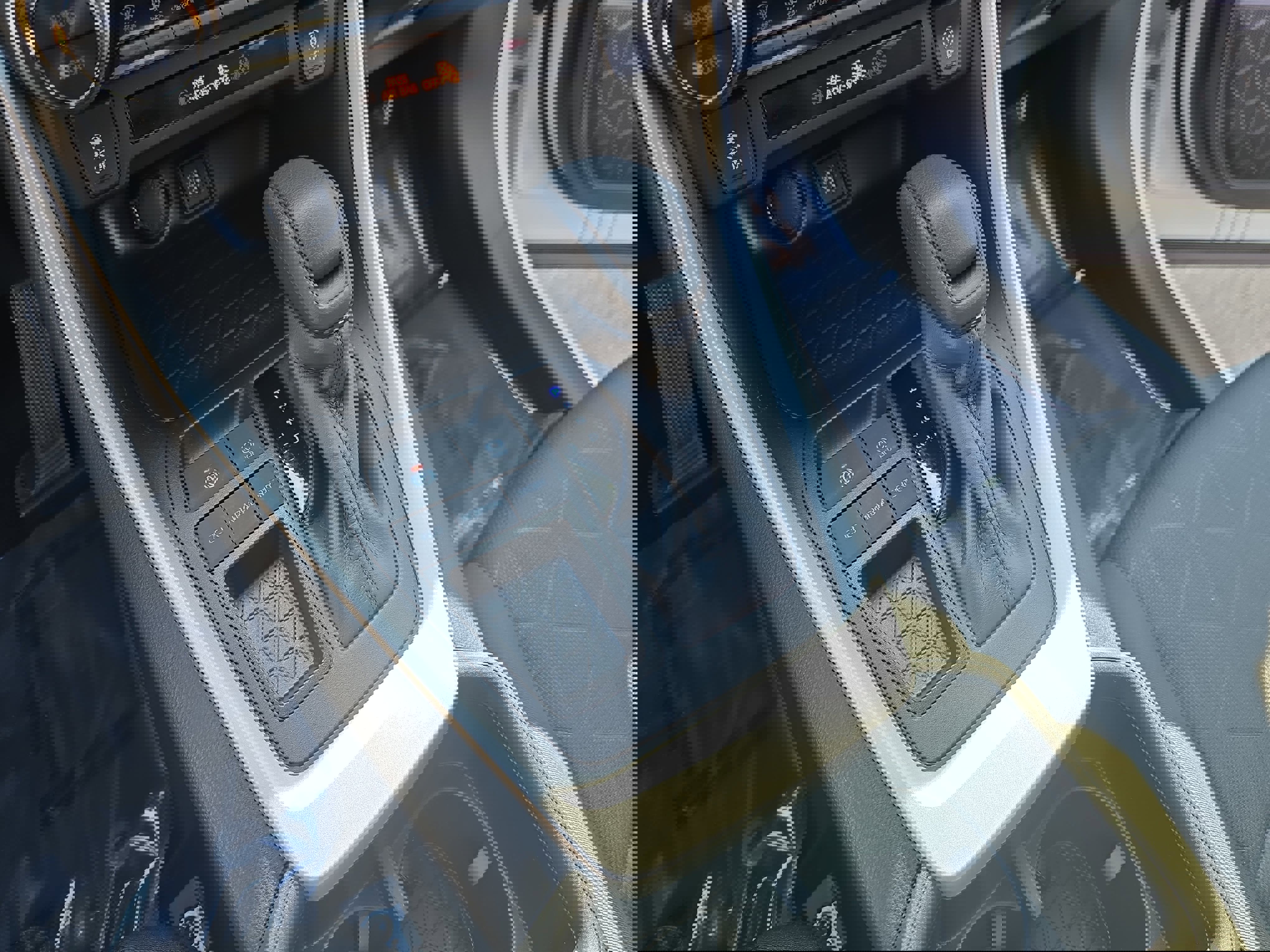 Used 2025 Toyota RAV4 XLE w/ Convenience Package image 23