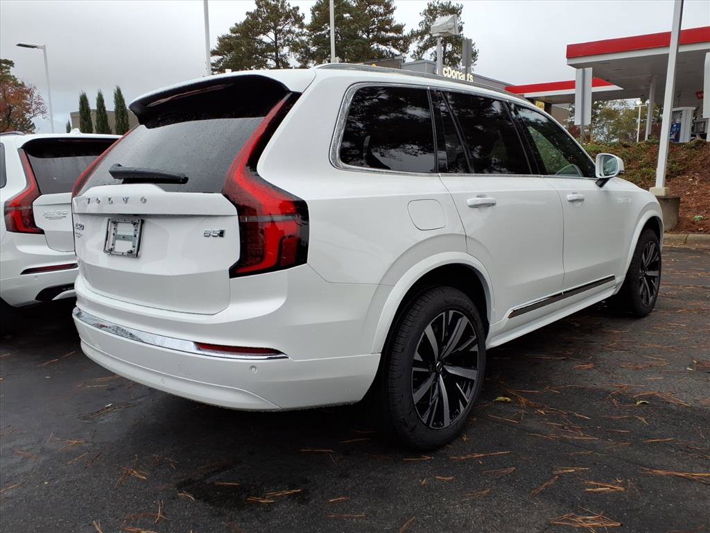 New 2026 Volvo XC90 B5 Core image 3