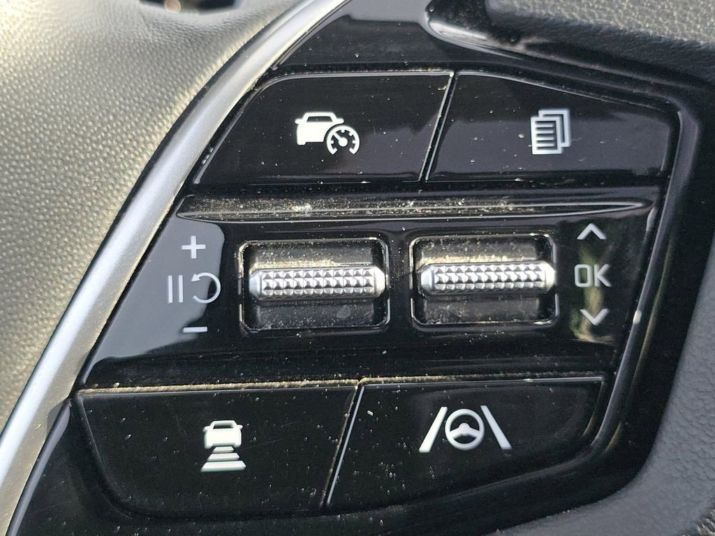 Used 2023 Kia Niro EX Touring image 32