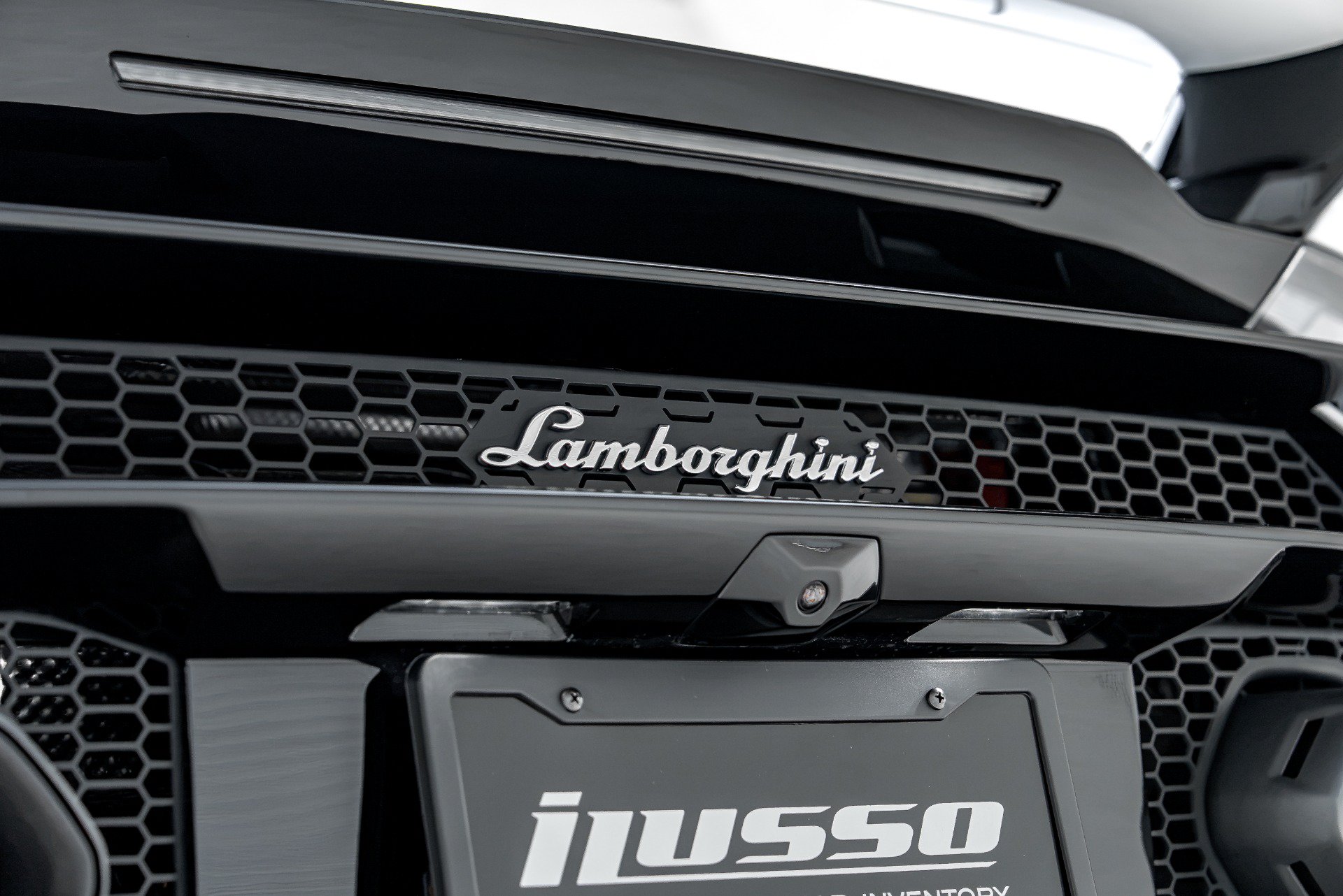 Used 2023 Lamborghini Huracan Tecnica RWD image 33