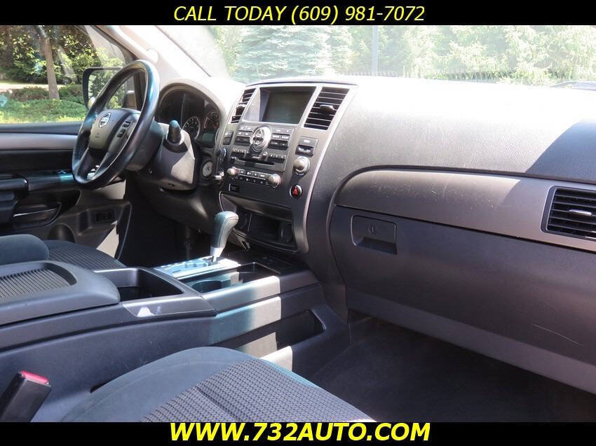 Used 2014 Nissan Armada SV AWD/4WD image 6