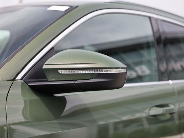 Certified 2025 Audi Q5 Premium Plus w/ Premium Plus AWD/4WD image 11