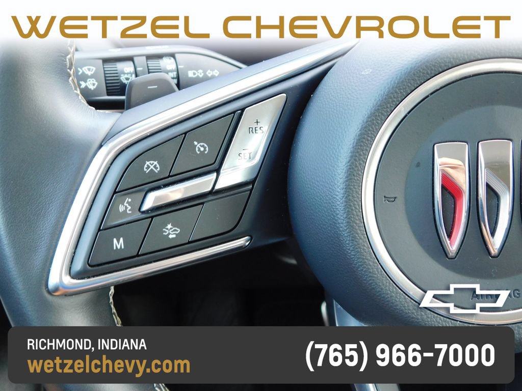 Used 2025 Buick Envision Sport Touring AWD/4WD image 28