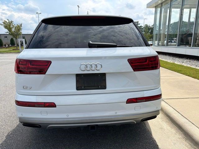 Used 2019 Audi Q7 3.0T Prestige AWD/4WD image 4