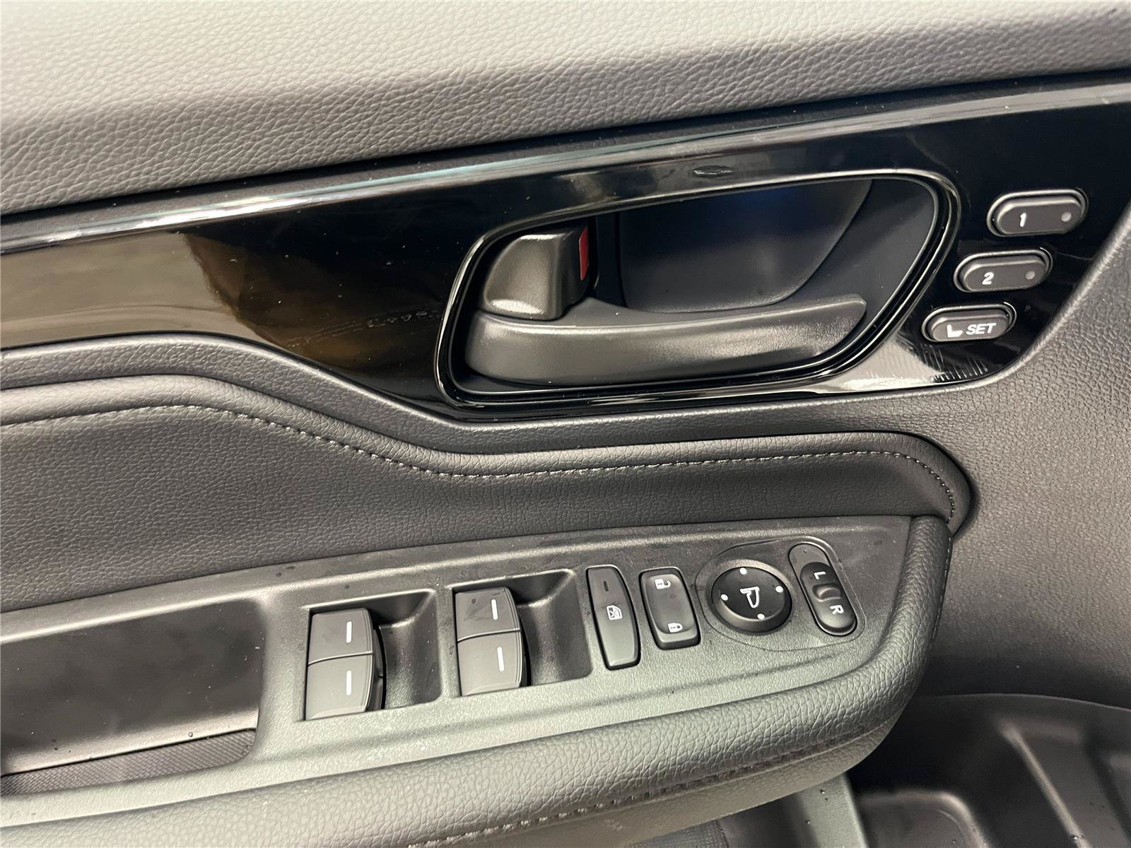 New 2026 Honda Odyssey Touring image 12