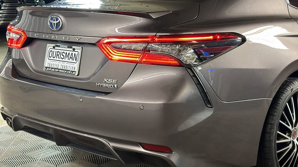 Used 2022 Toyota Camry XSE w/ Navigation Upgrade Package image 8