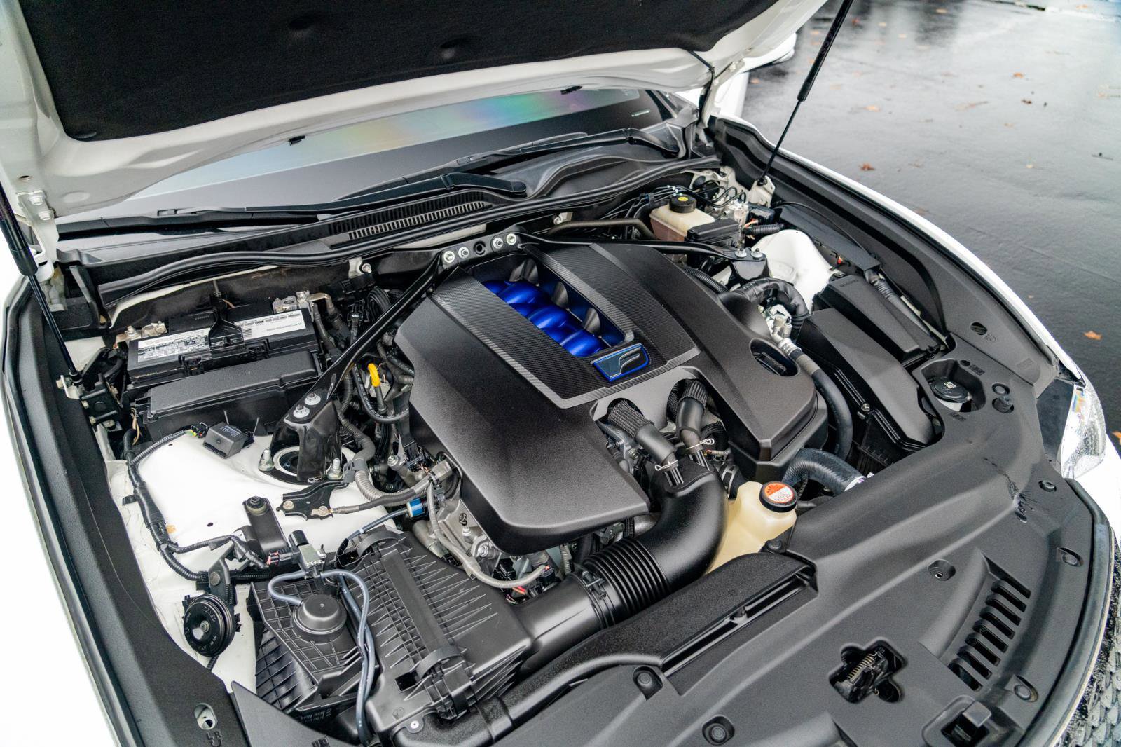 Used 2015 Lexus RC F w/ Premium Package RWD image 29