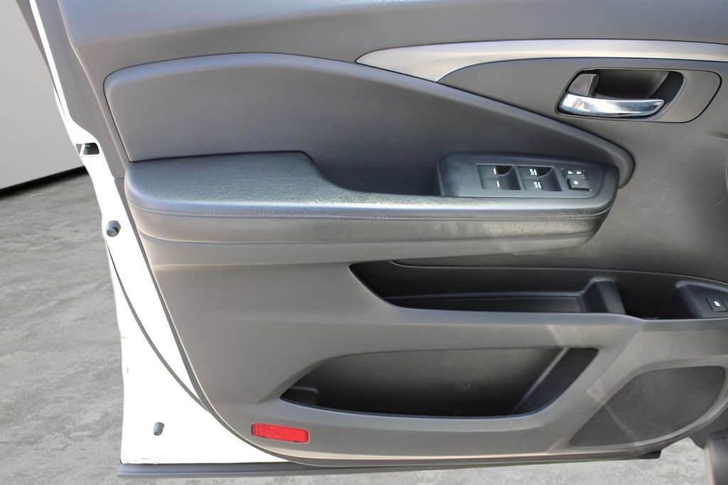 Used 2017 Honda Pilot EX-L image 19
