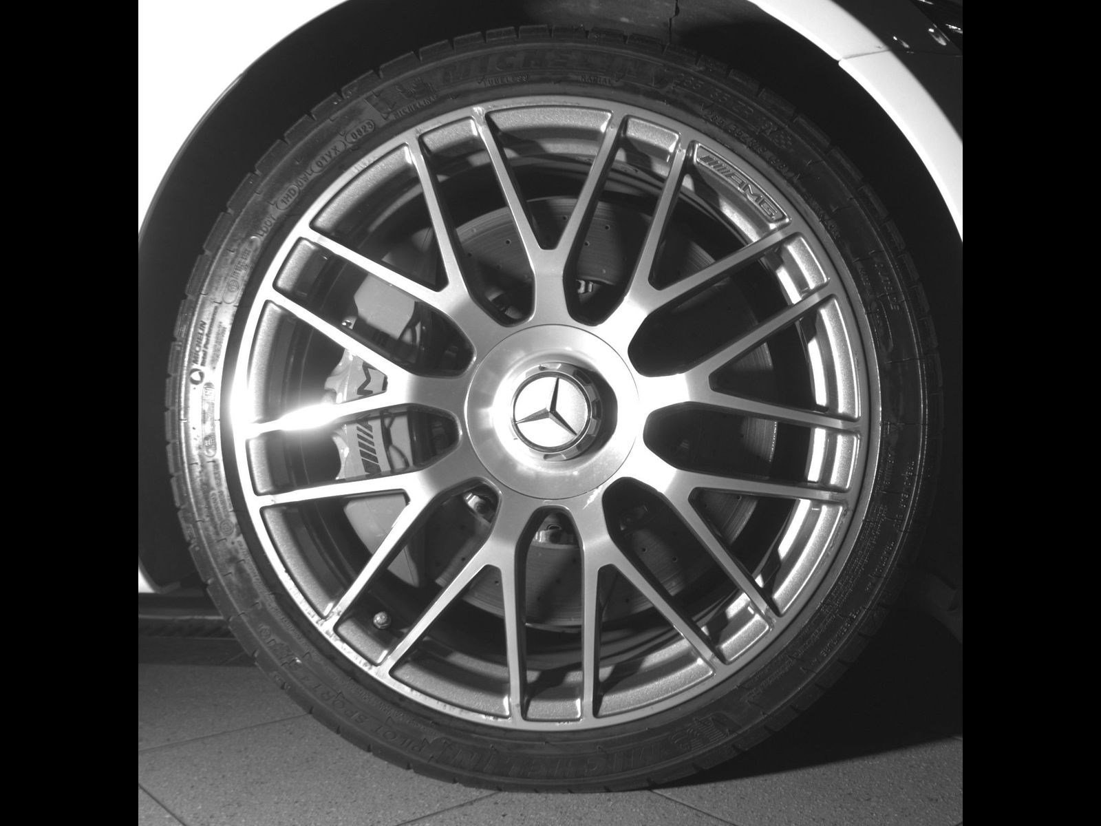 Used 2016 Mercedes-Benz AMG GT S image 9