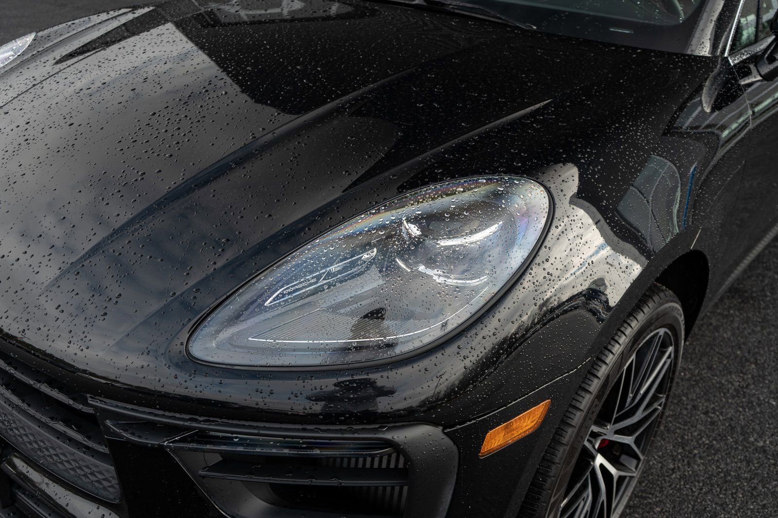 Used 2022 Porsche Macan S w/ Premium Package Plus image 9