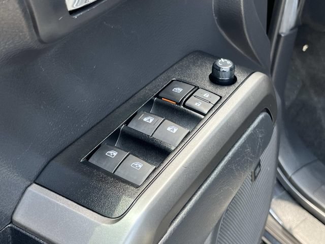 Used 2022 Toyota Tacoma Limited AWD/4WD image 29