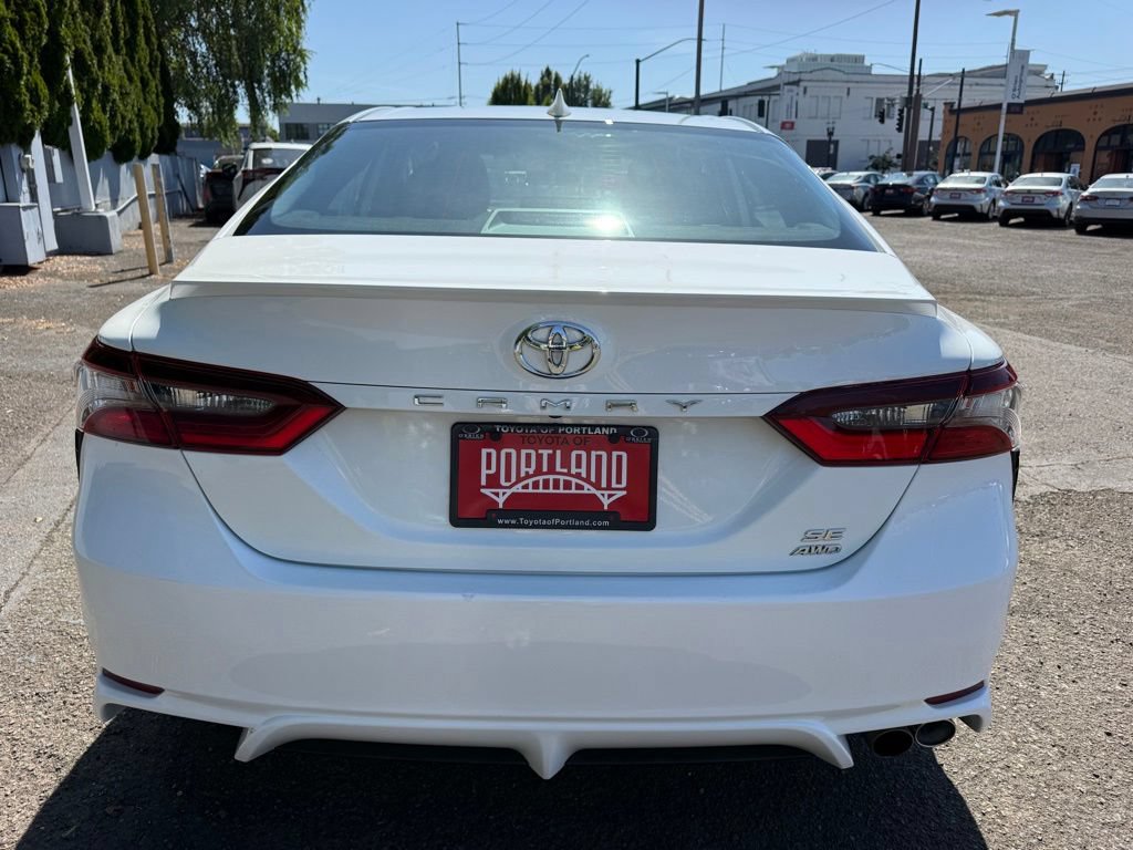 Used 2024 Toyota Camry SE w/ Cold Weather Package AWD/4WD image 6
