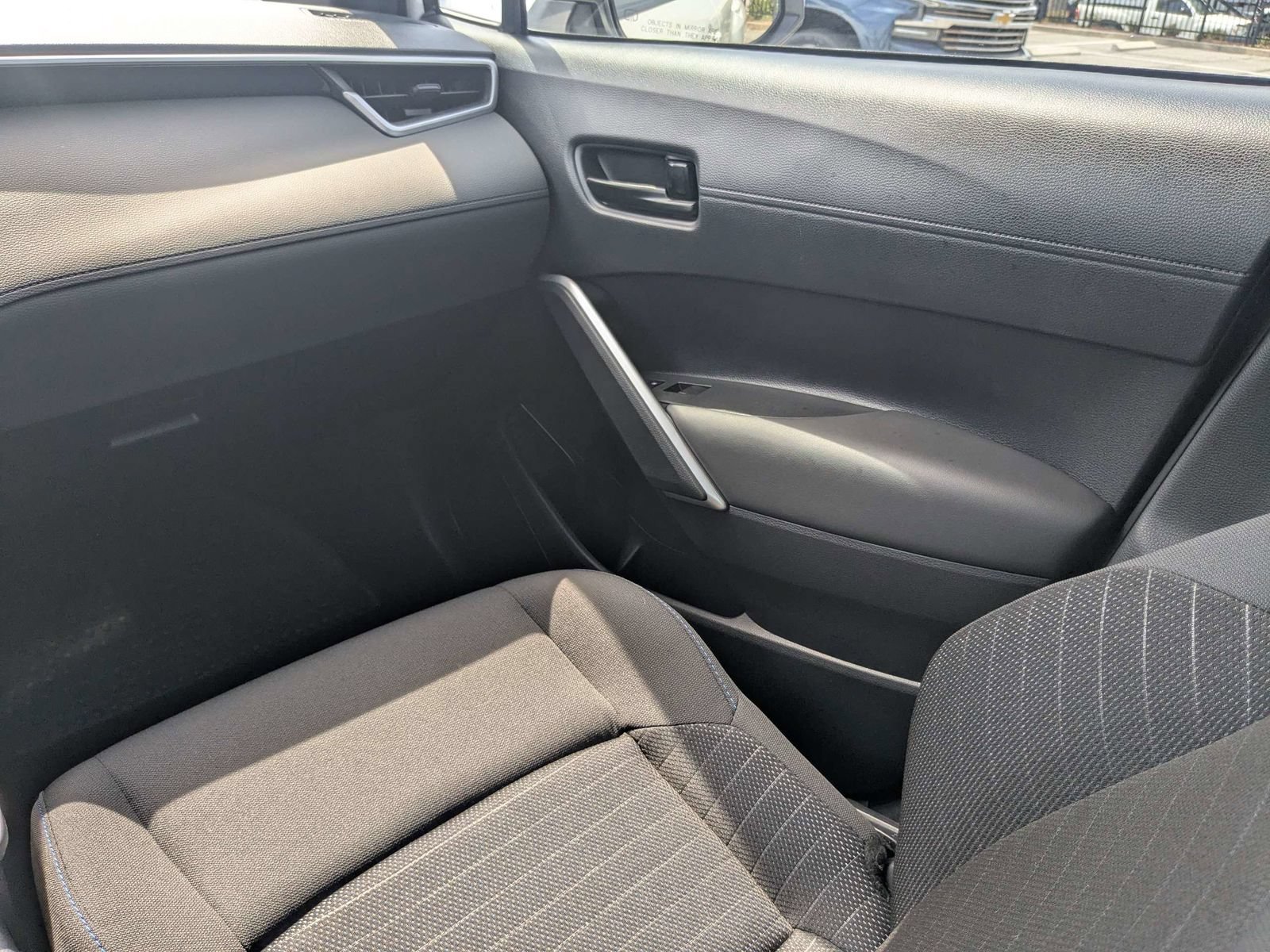 Used 2026 Toyota Corolla Cross AWD Hybrid w/ Moonroof Package image 17