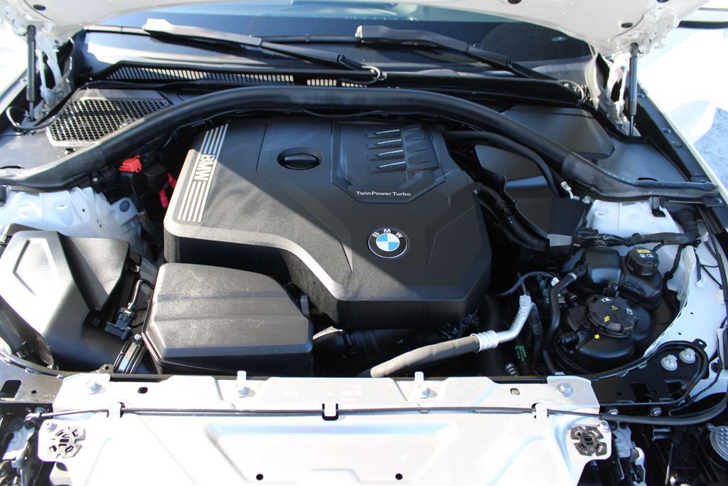 Used 2021 BMW 330i xDrive Sedan w/ Convenience Package AWD/4WD image 10