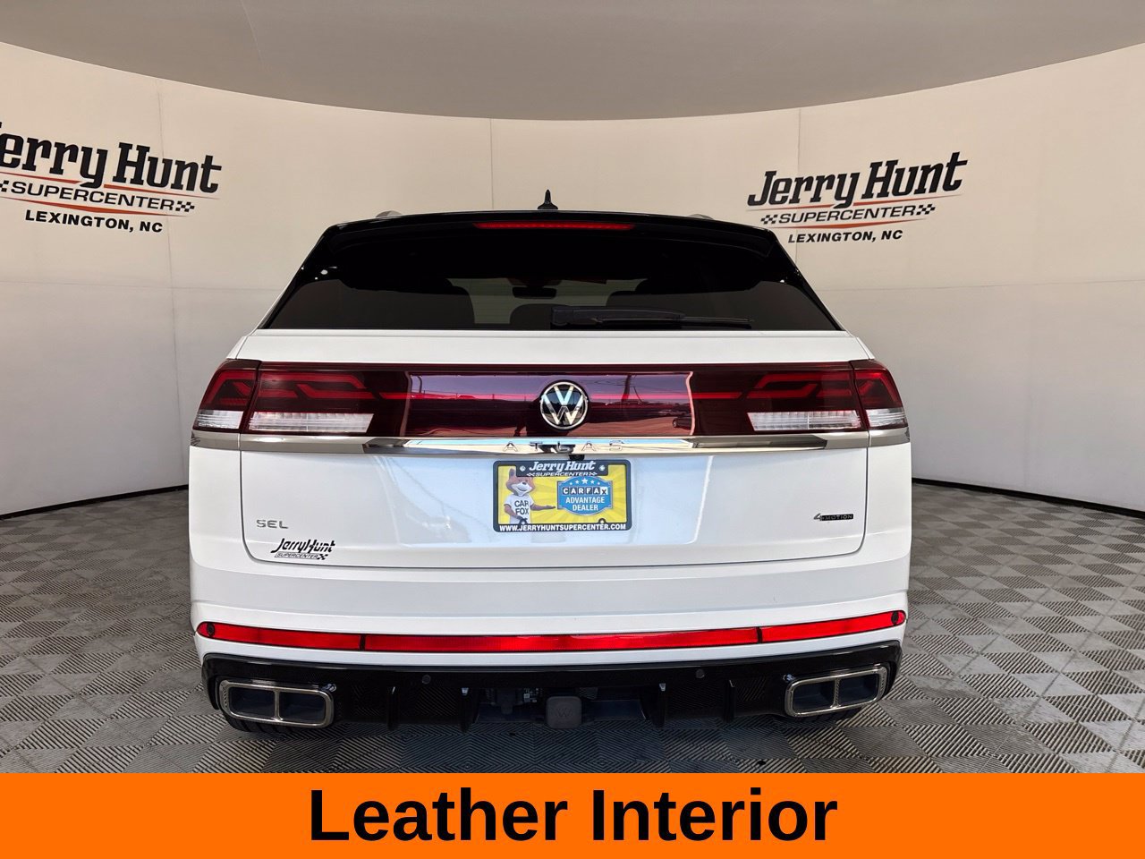Used 2024 Volkswagen Atlas Cross Sport SEL Premium R-Line AWD/4WD image 6